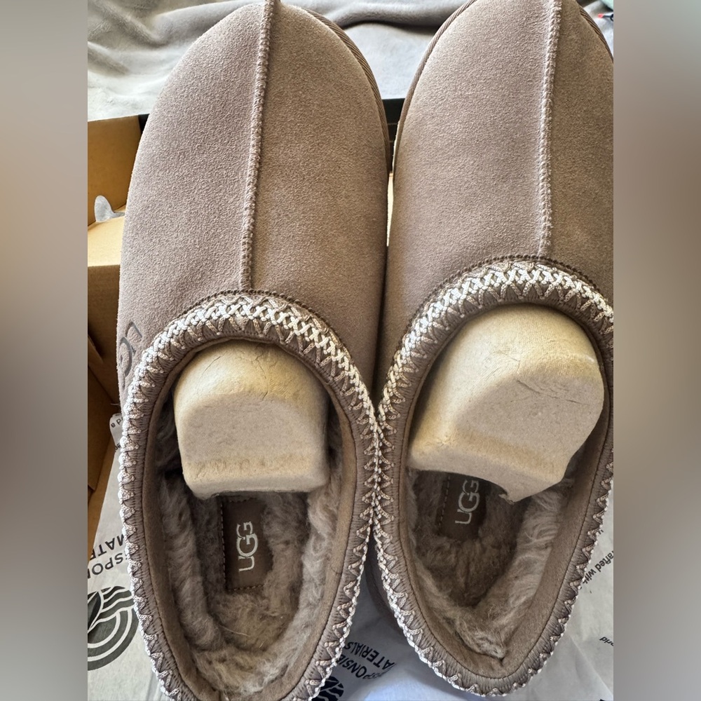 Men’s size 12 Ugg Tasman- Caribou color. New in box.